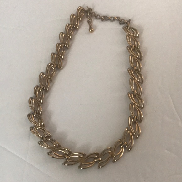 MONET GOLD-TONED NECKLACE - Picture 1 of 6